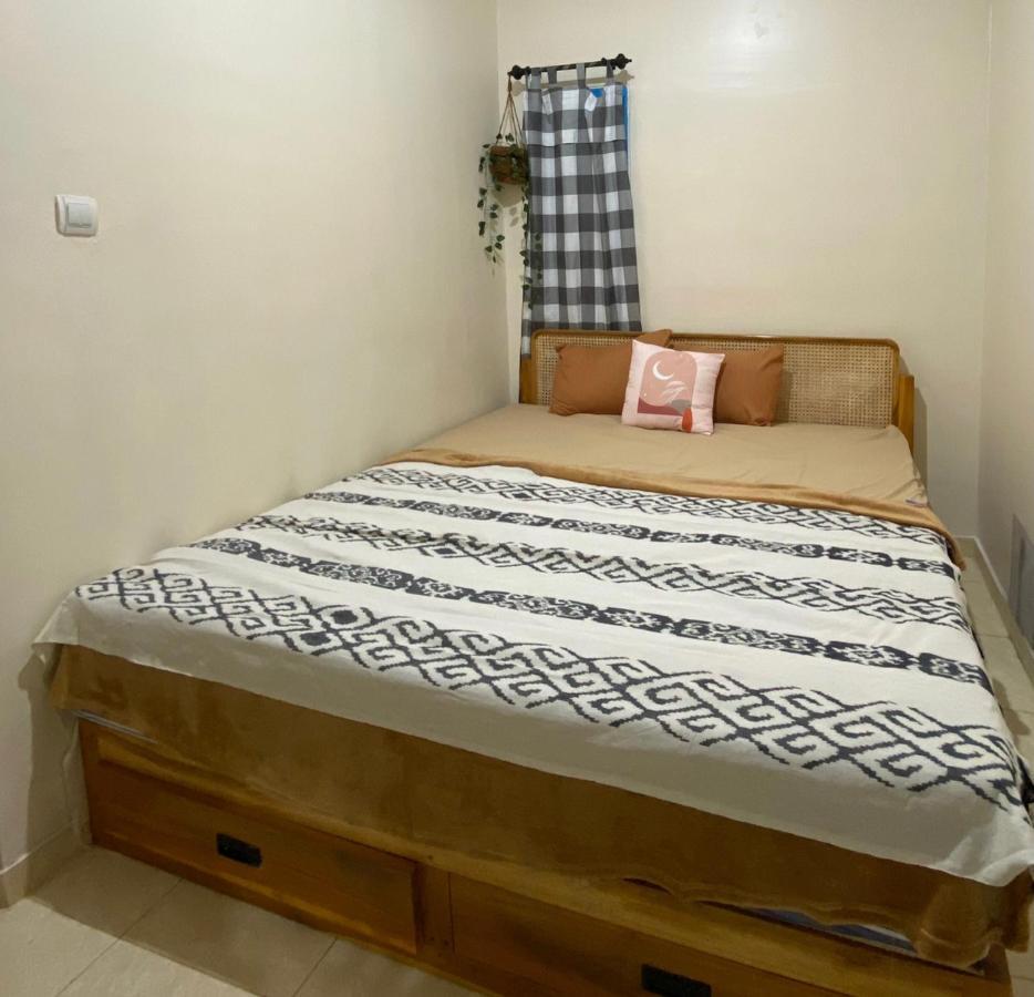 Et Malio Stay & Travel Malioboro Pusat Kota Yogyakarta Exterior foto